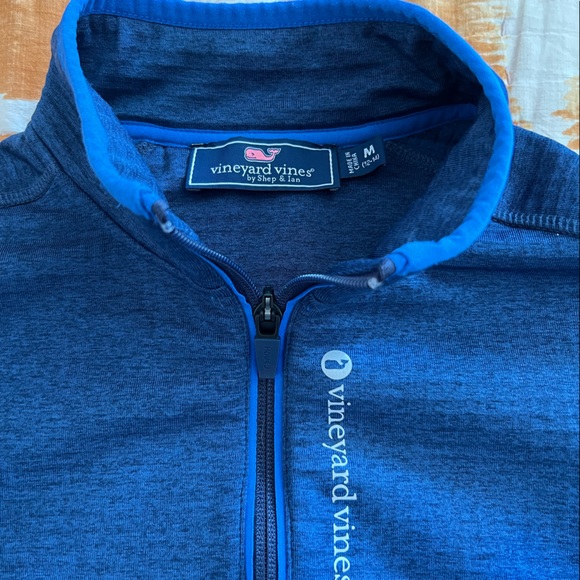 Vineyard Vines boys Medium Quarter Zip Blue - Picture 2 of 2